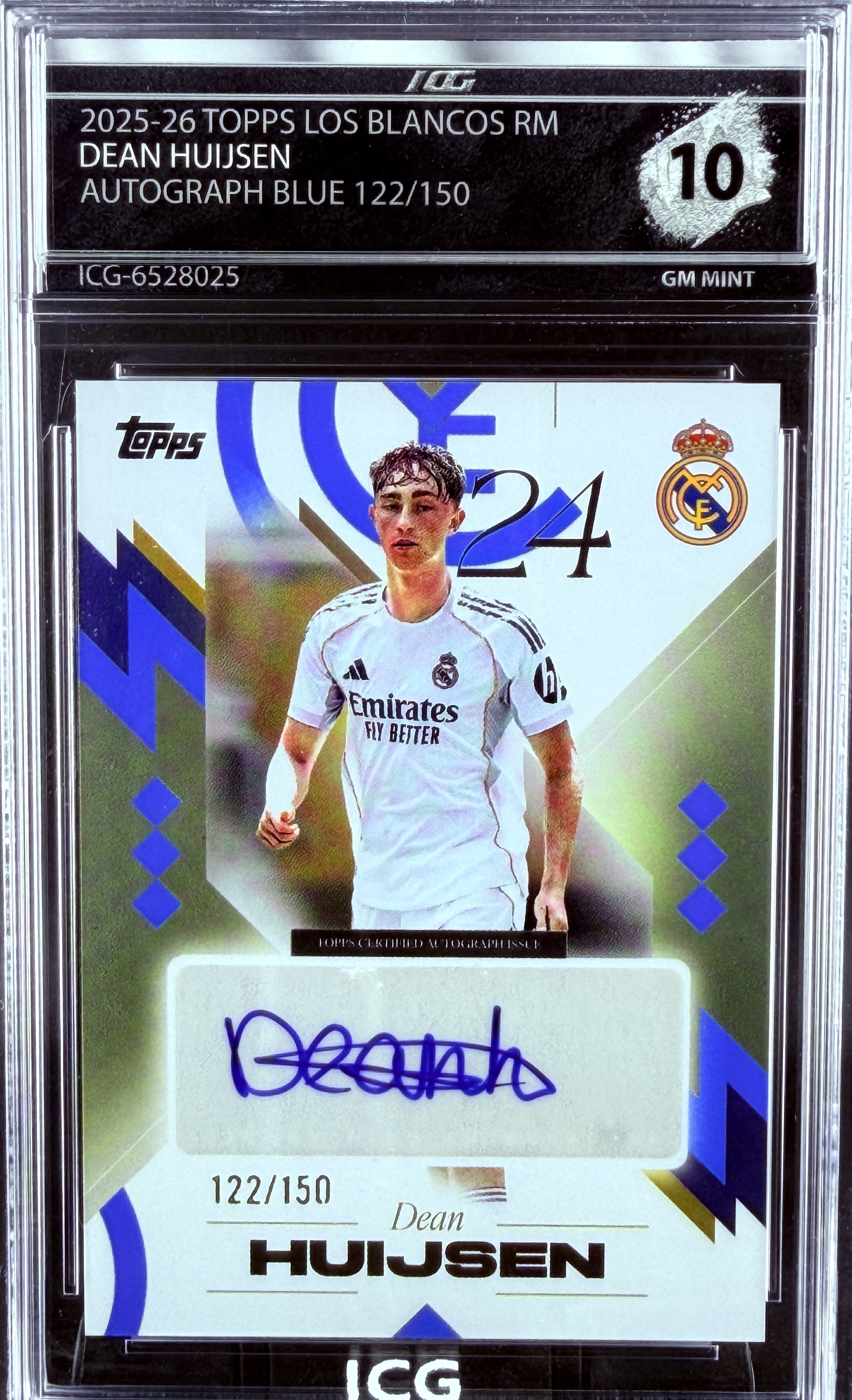 DEAN HUIJSEN · 2025-26 TOPPS LOS BLANCOS REAL MADRID · AUTOGRAPH BLUE 122/150