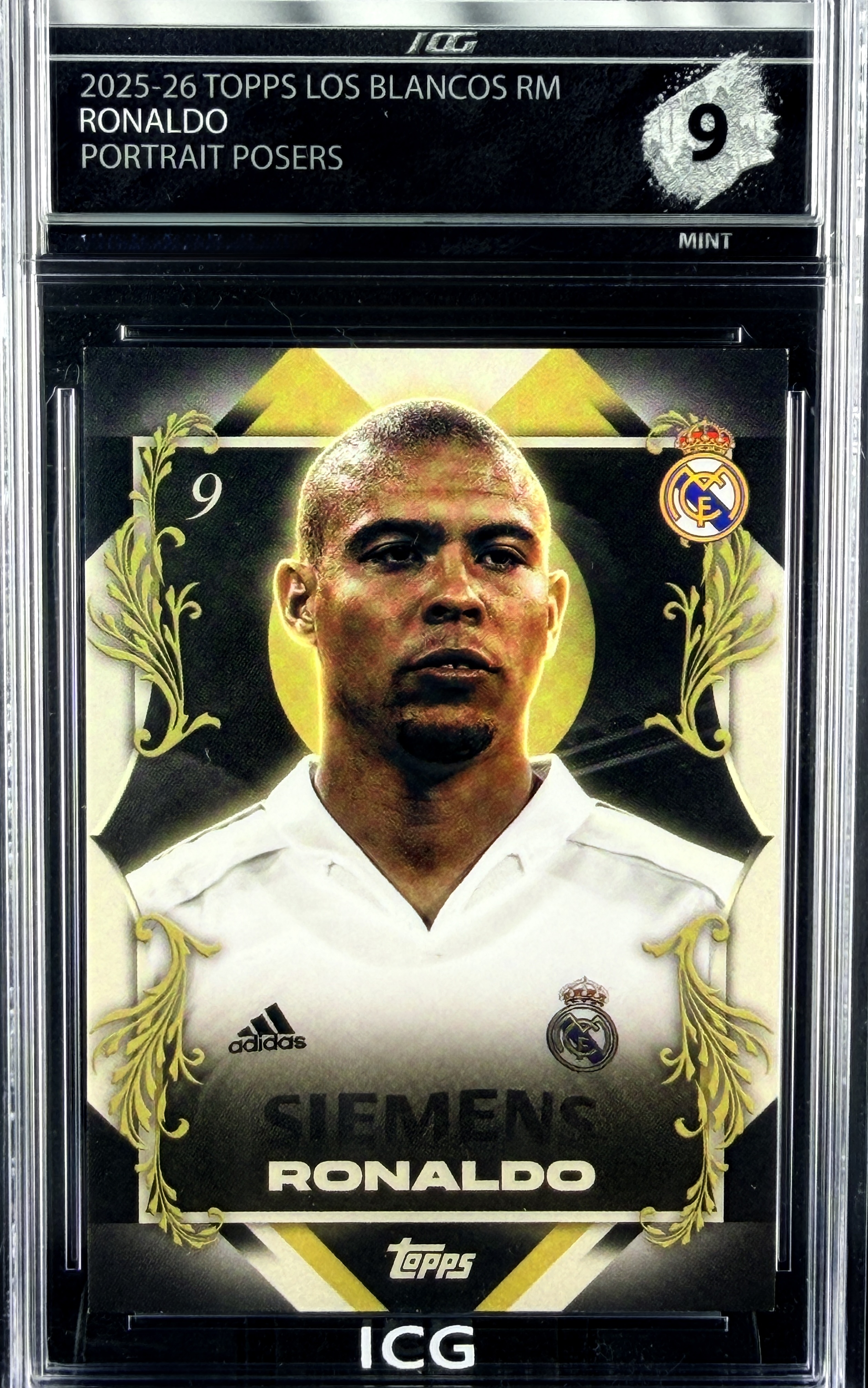 RONALDO · 2025-26 TOPPS LOS BLANCOS RM · PORTRAIT POSERS